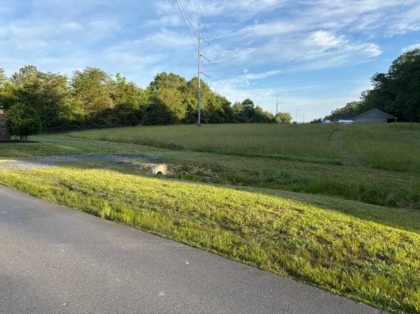 LOT 5 E Deerwood Dr, Dandridge, TN 37725