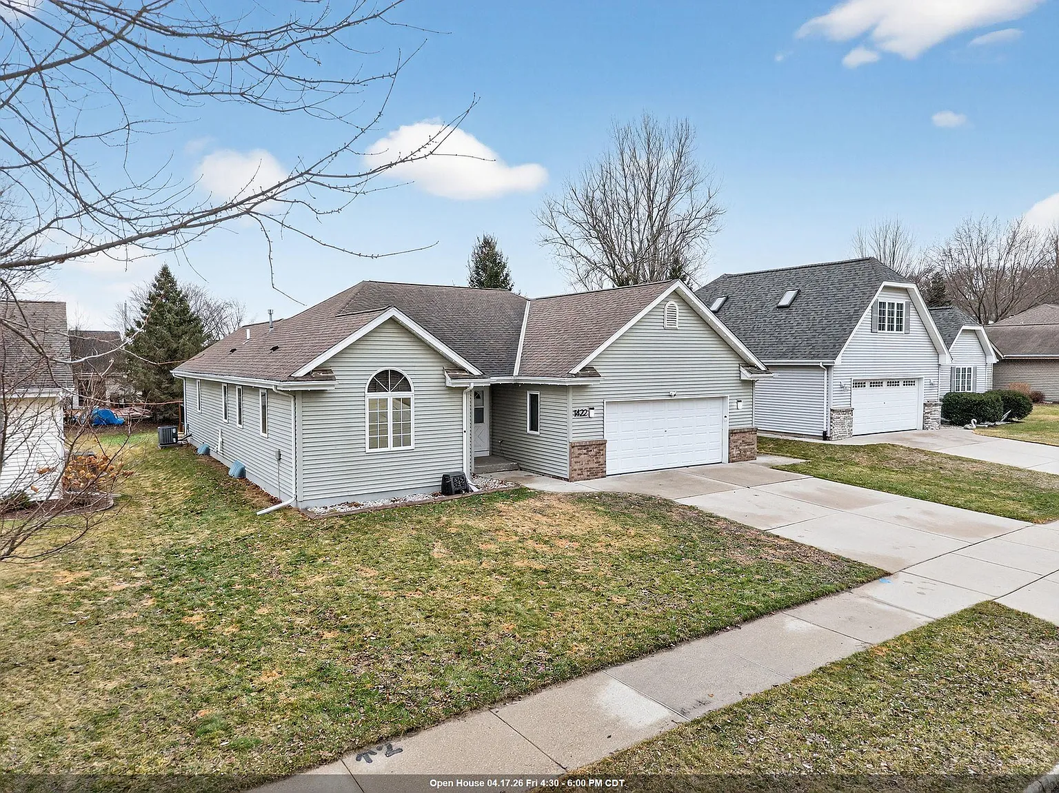 1422 Goldenrod Cir photo 1