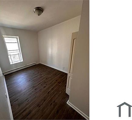 5th image of 1055 Teller Ave