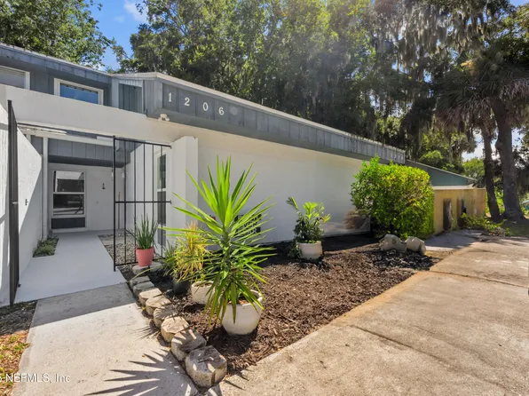 1206 MAYPORT LANDING Circle, Jacksonville, FL 32233