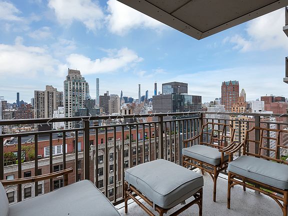4th image of 301 E 79th St APT 22J