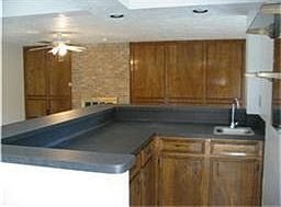 4th image of 2814 Sunrise Ct