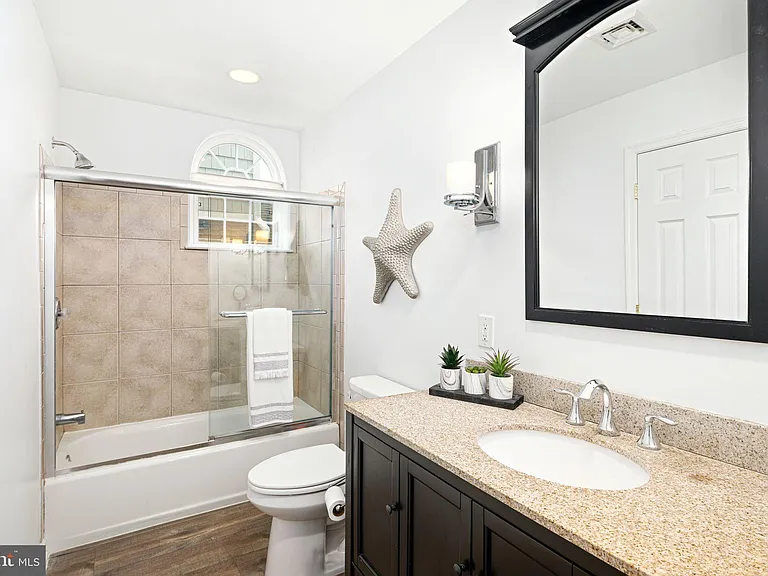 536 W Montgomery Ave — Photo 10