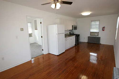 86 Bethany Rd Photo 1