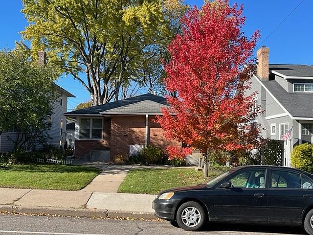 1st image of 4842 Xerxes Ave S