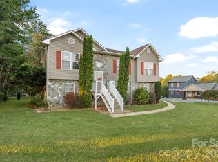 1500 Ivy Ln NW, Valdese, NC 28690