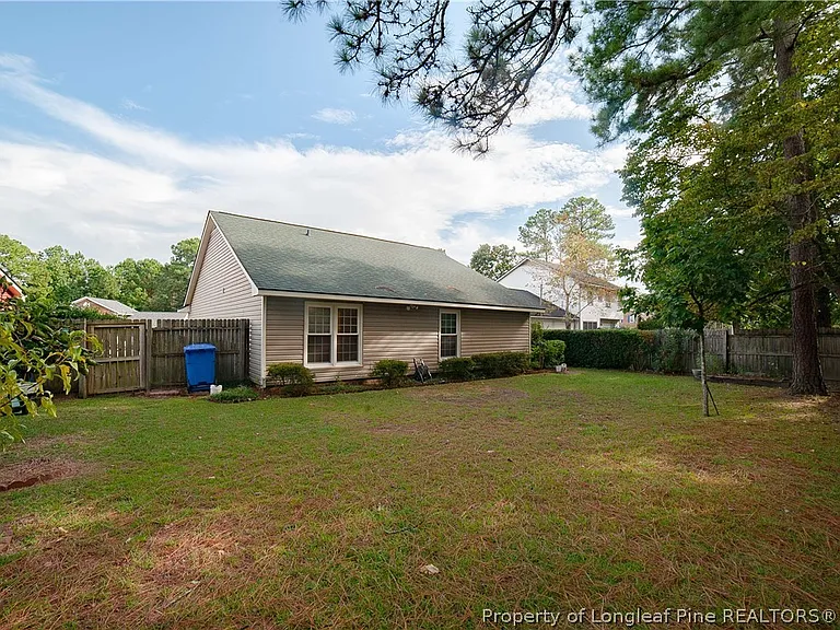 6440 Brookshire St — Photo 9