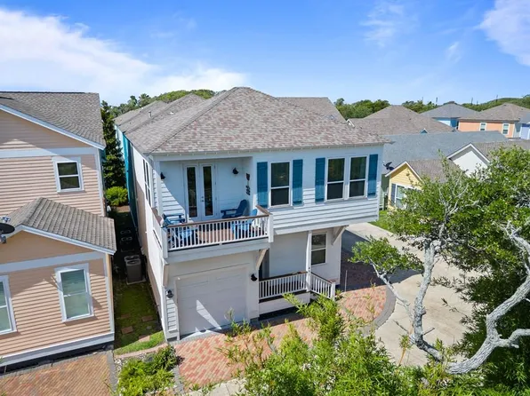 401 Sailhouse Way, Rockport, TX 78382