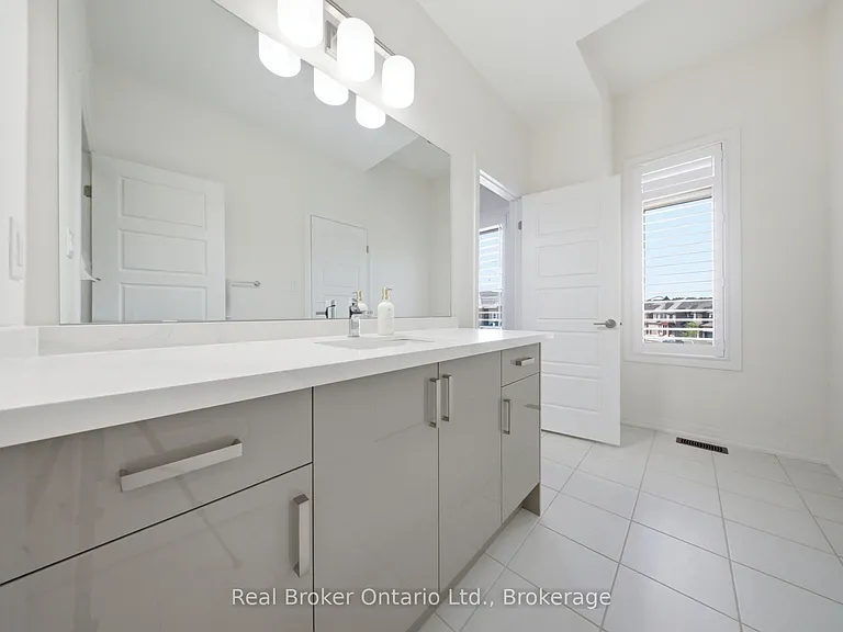 67 Macklin St — Photo 36