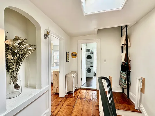 Rented by Compass | media 12