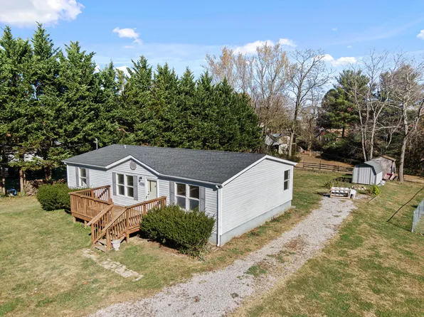 1150 King St, Christiansburg, VA 24073