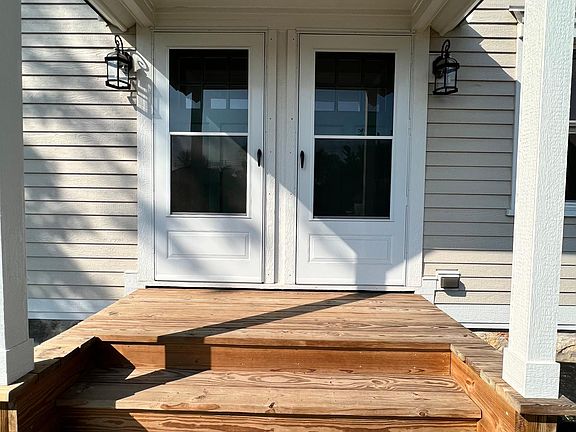Enter Upper Level Unit - Left Door