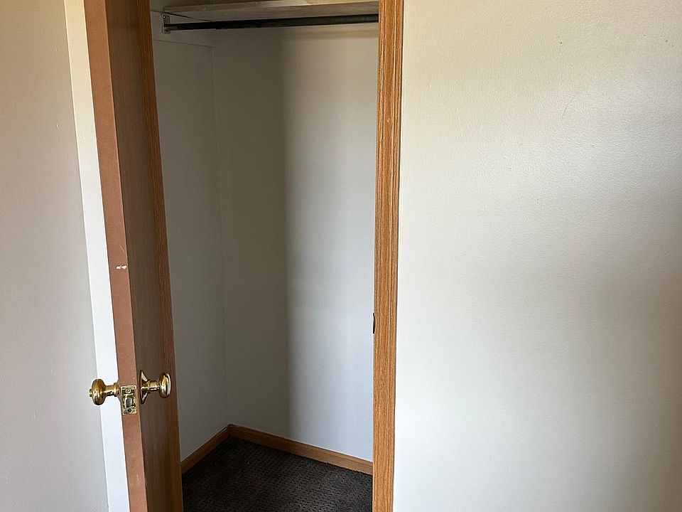 1st image of 1510 Hawk Cir APT A