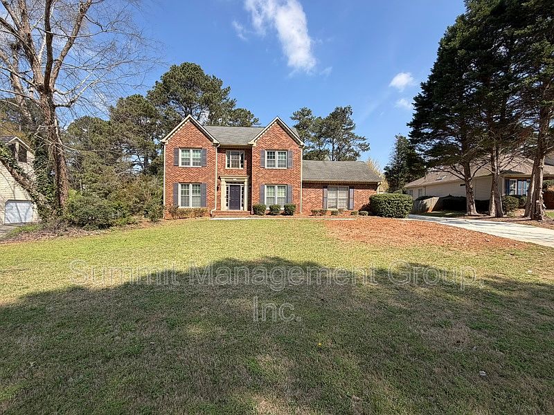 1st image of 1611 Ellington Rd SE