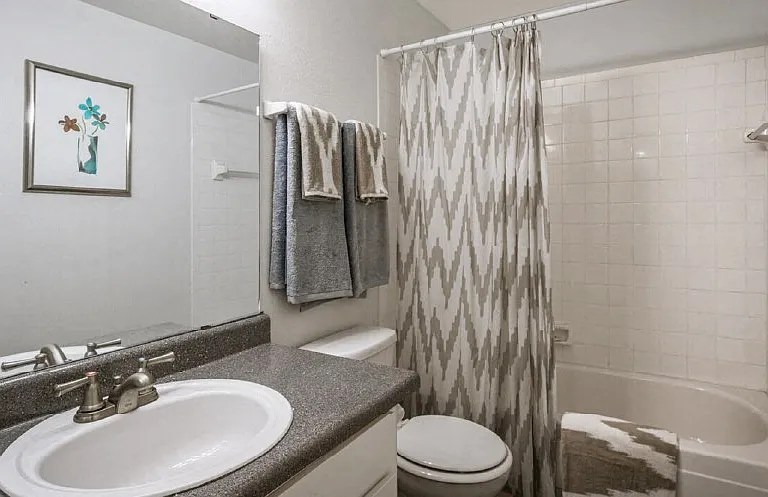 Woodlake on the Bayou Apartments — Photo 15