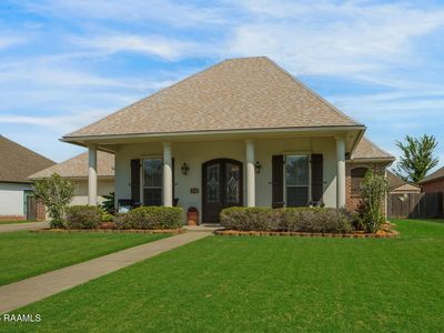 305 Southlake Cir, Youngsville, LA, 70592