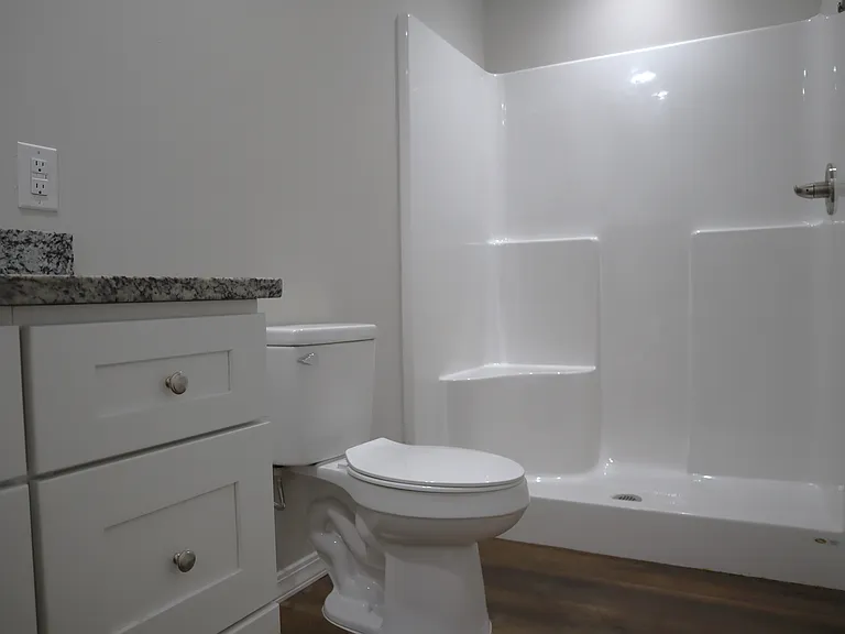 302 W 2nd Ave — Photo 8
