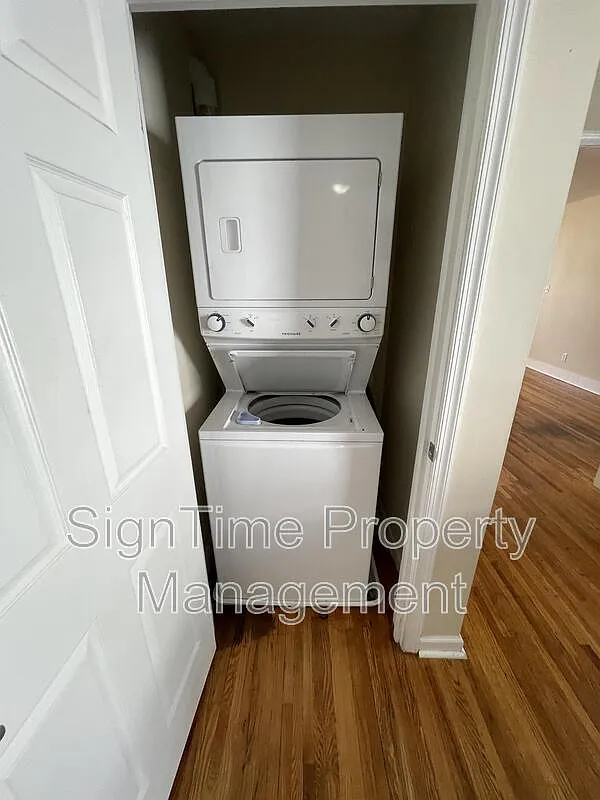 1 bed, 1.0 bath, 700 sqft, $1,000 — Photo 4