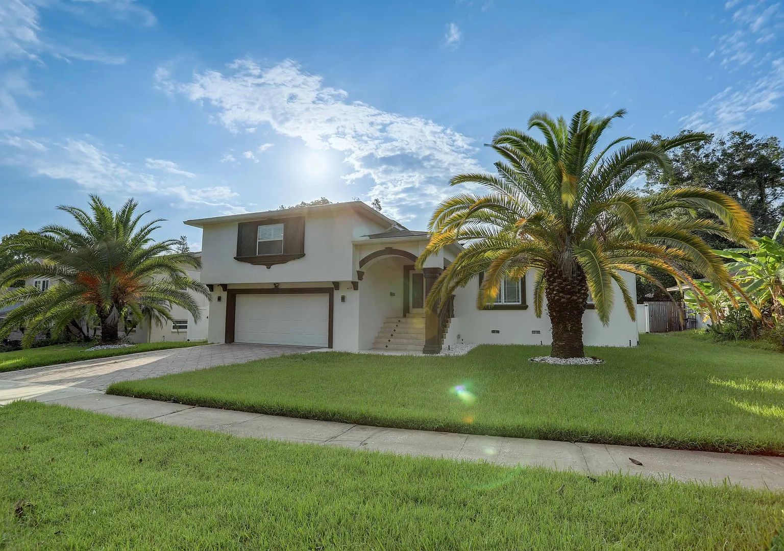 633 Spring Oaks Blvd. — Photo 2
