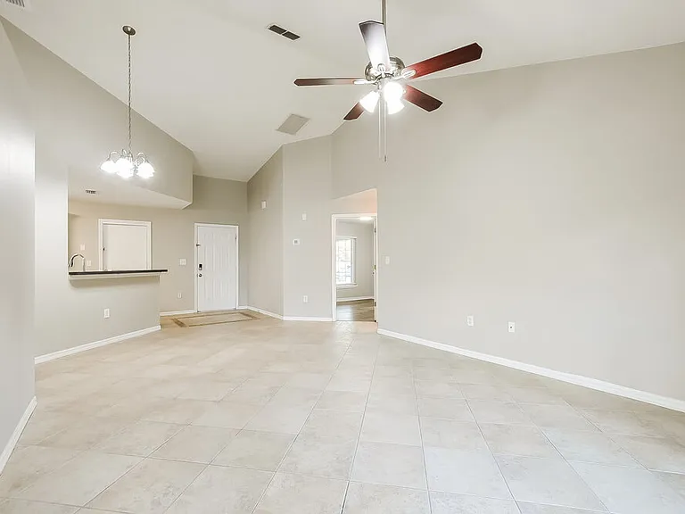 3362 Kelsey Ln — Photo 3