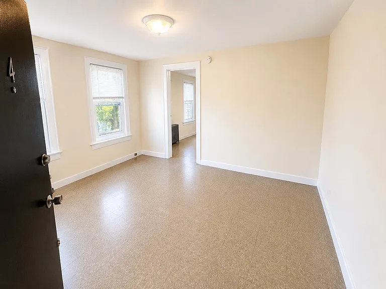 4 N Bleeker St #4 — Photo 4