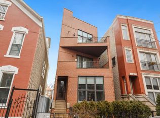 901 N Wood St APT 2, Chicago, IL 60622