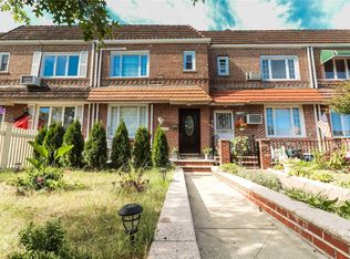 62-22 80th St, Middle Village, NY 11379