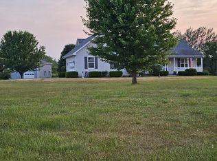 7857 N Ionia Rd, Vermontville, MI 49096