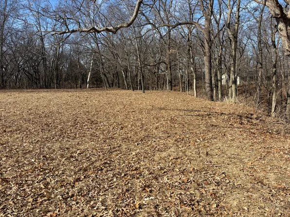 595 Cardinal Dr, Varna, IL 61375