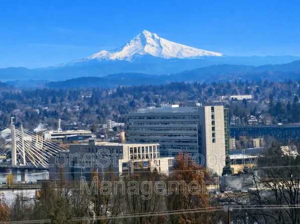 772 SW Broadway Dr #3, Portland, OR 97201