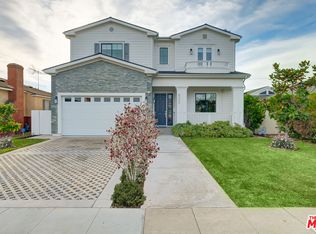 8305 Chase Ave, Los Angeles, CA 90045