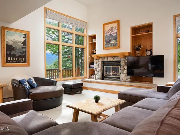 1242 GCR 8, Fraser, CO 80442