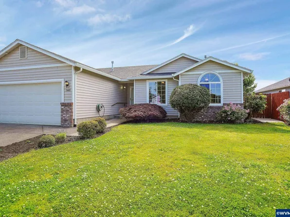 1448 S 7th St, Independence, OR 97351