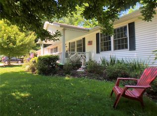 4751 Lake Pleasant Rd, Erie, PA 16504