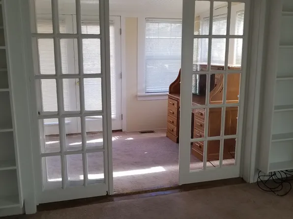 4 bed, 1.0 bath, 1192 sqft, $1,800, 1424 12th Ave, Greeley, CO 80631