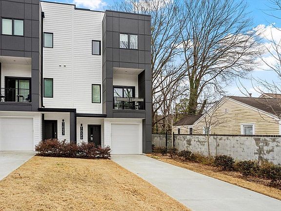 3rd image of 1029 Gregg St