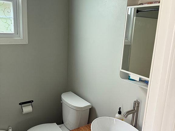 1st Floor bathroom