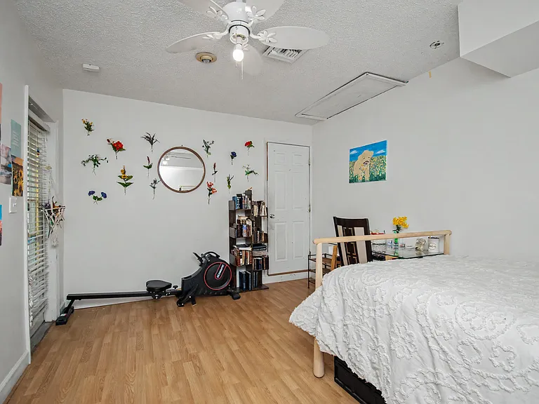 22209 Morning Glory Ter — Photo 36