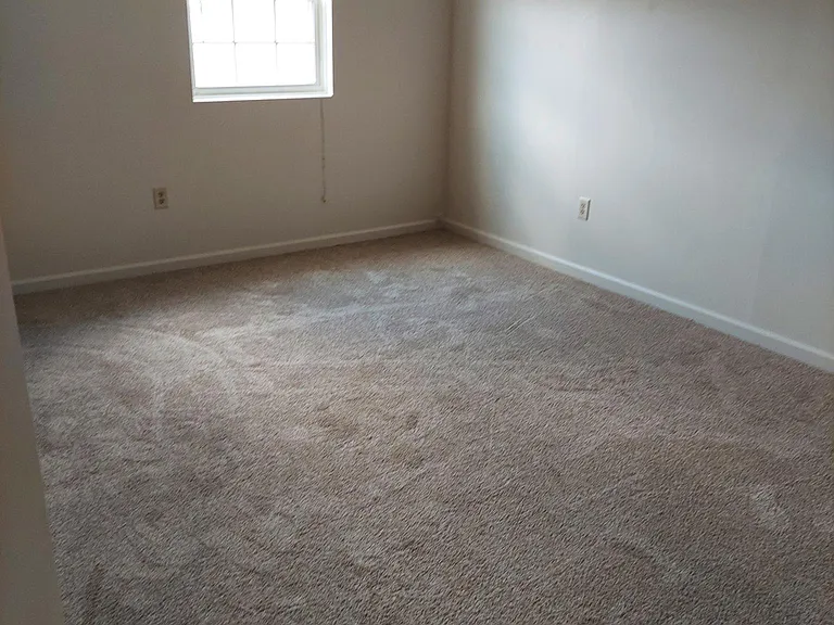 4 Country Meadow Ln — Photo 12