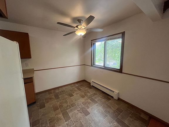 5th image of 3350 42nd Ave S #303