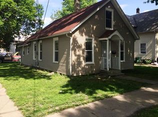 1301 1st St SW, Cedar Rapids, IA 52404