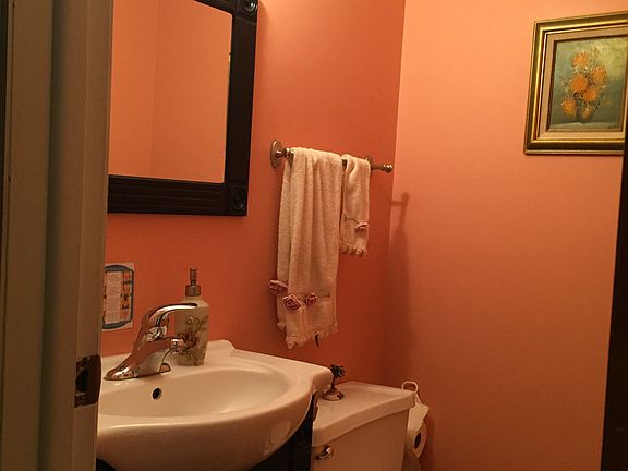 5th image of 1S259 Danby St
