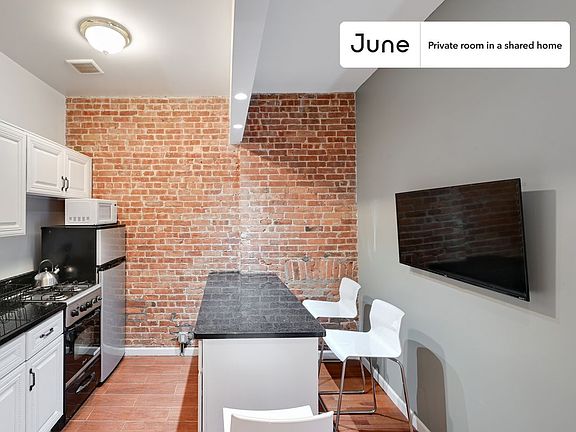 2nd image of 351 W 46th St #B