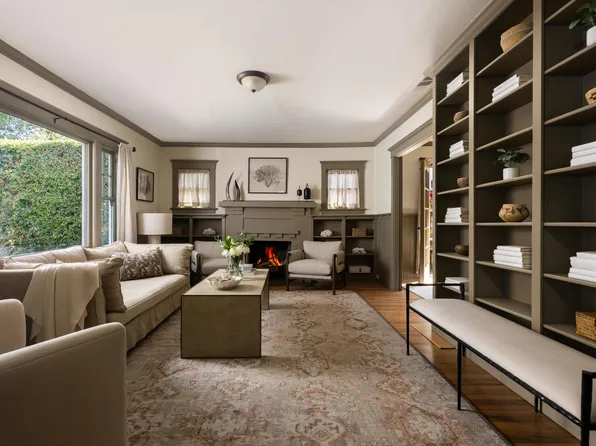 223 W Pedregosa St, Santa Barbara, CA 93101