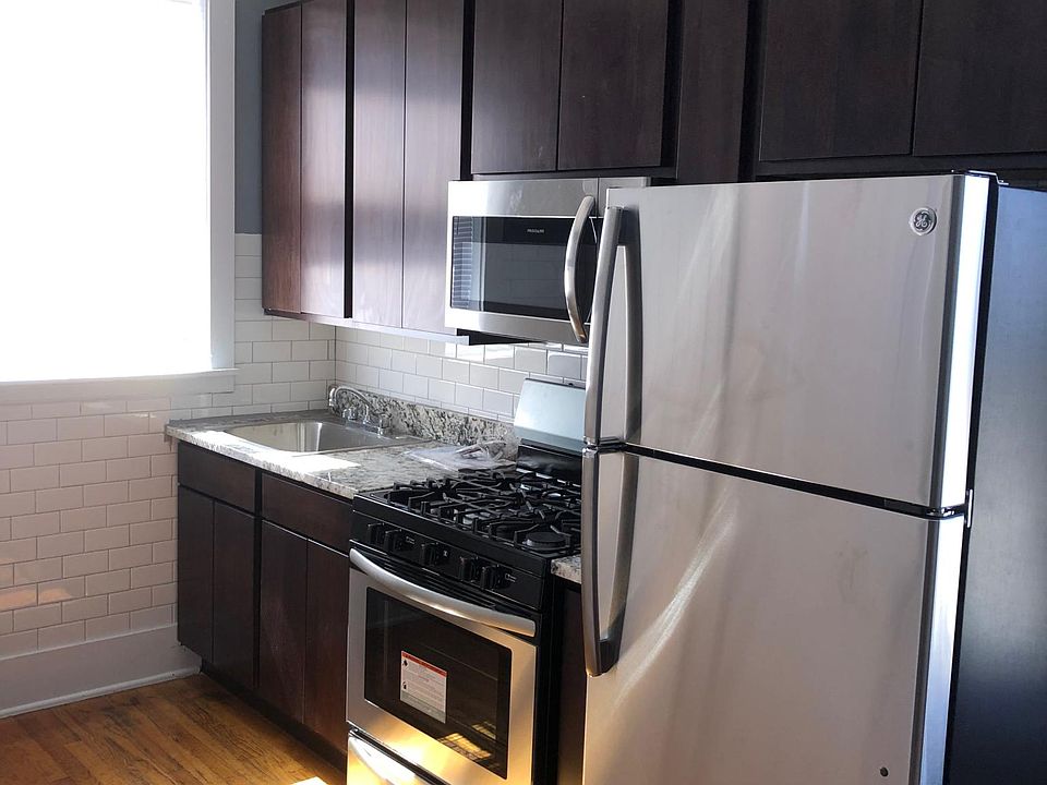 1st image of 3150 N Karlov Ave