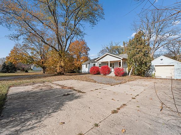 3rd image of 41190 Savage Rd