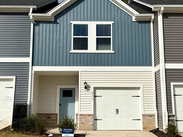 811 Stream View Ct, Mebane, NC 27302