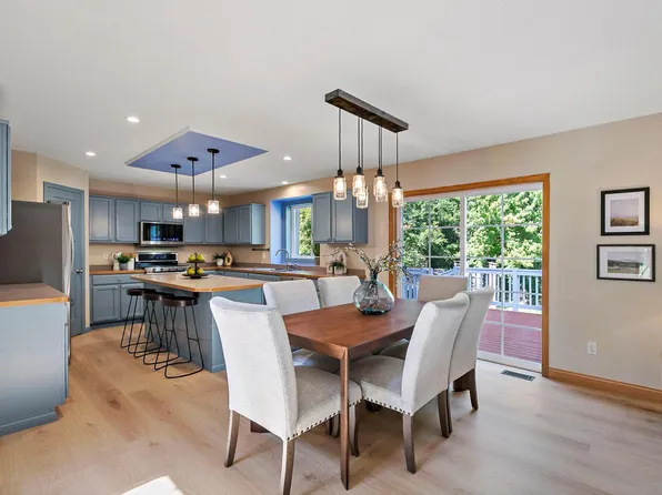 19916 Excelsior Ln, Farmington, MN 55024