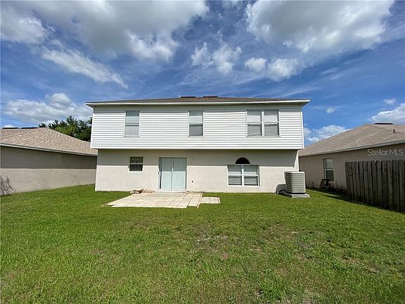 3rd image of 5328 Treig Ln