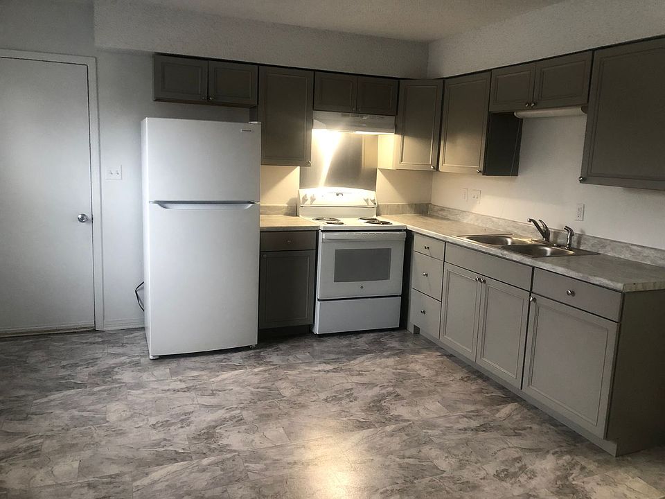1st image of 706 N Park Blvd APT 2